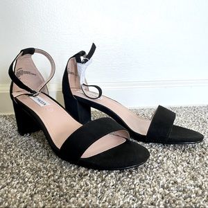 Steve Madden Black Sandals
